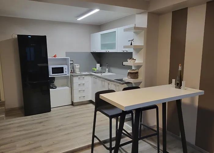 Semesterbostad Tika *