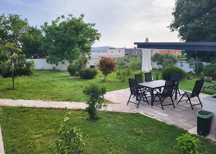 Tika Semesterbostad *